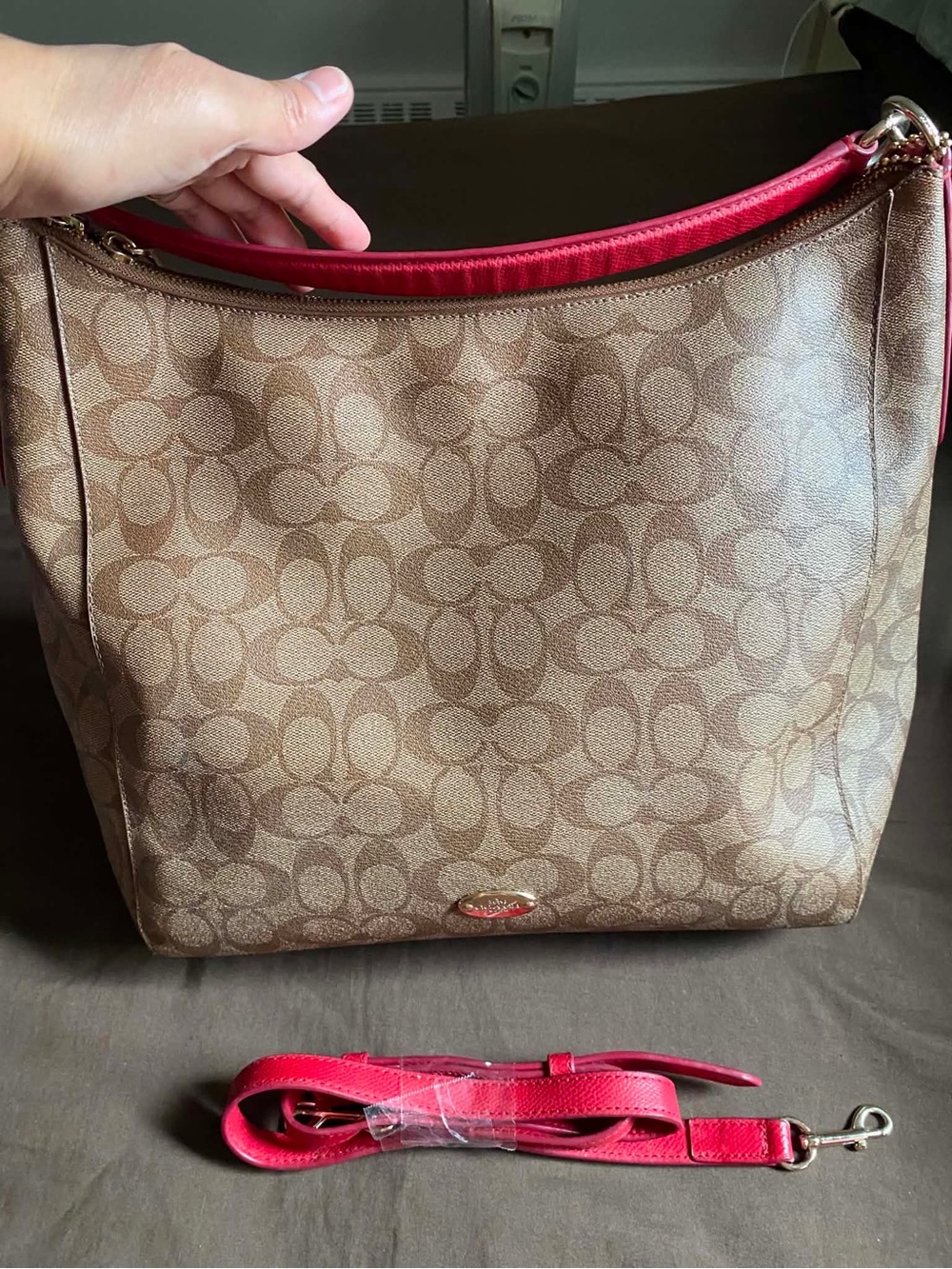 Coach Beige Signature Canvas Shoulder Bag with Red Leather Trim vintage